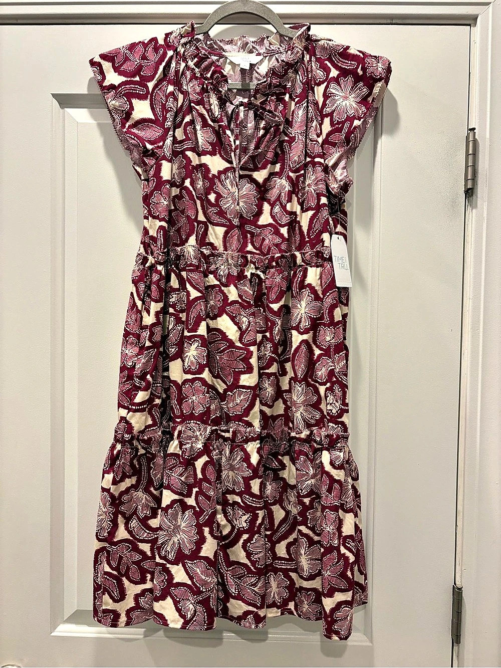 Time and Tru Floral Maxi Dress in Red & White Size Small NWT